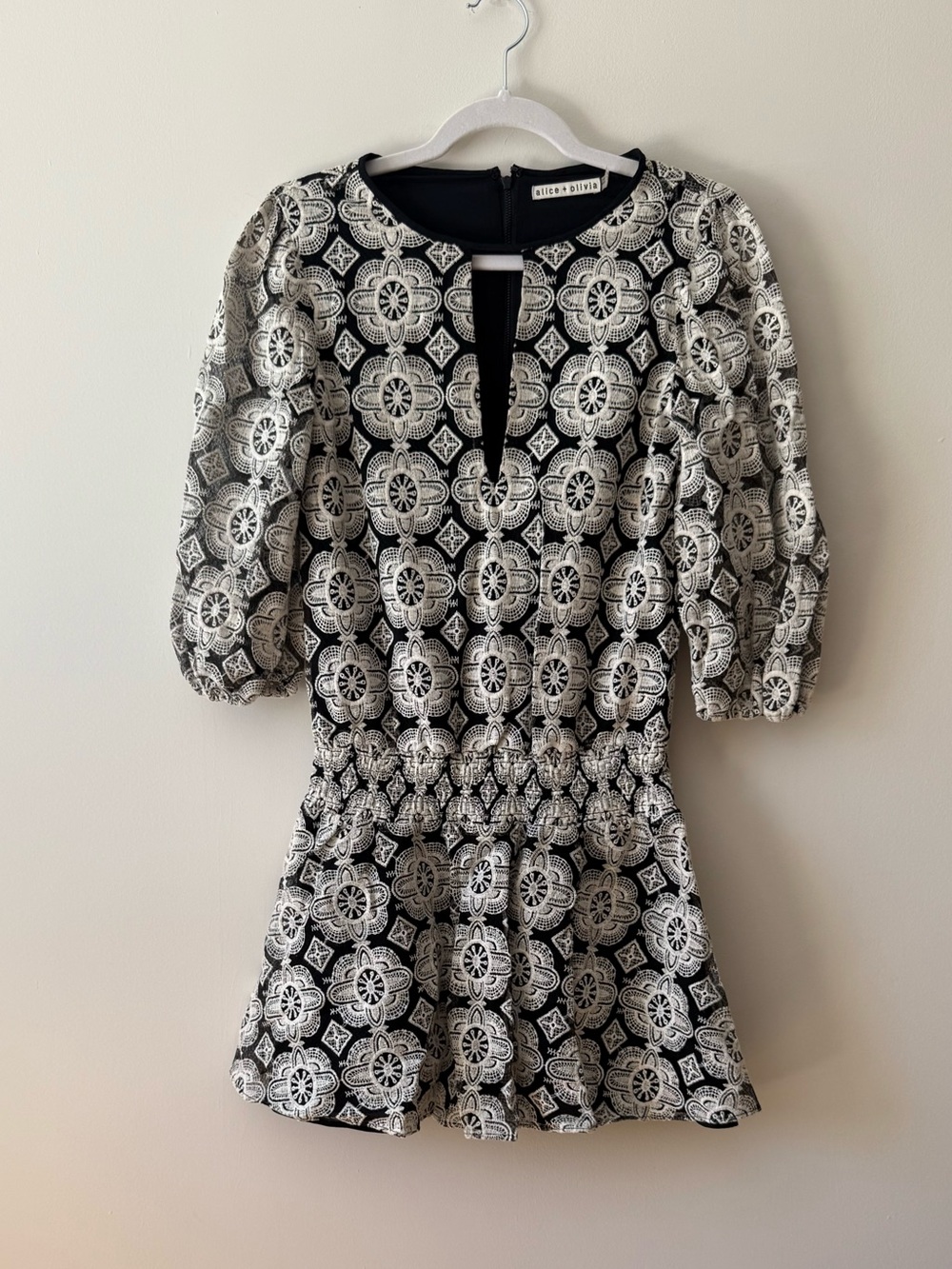 Alice + Olivia Embroidered Mini Dress Size M Like New